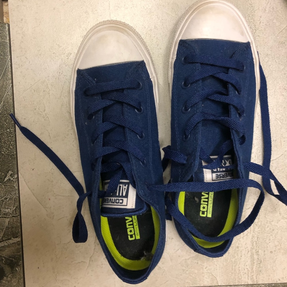 Classic royal blue Converse All-Stars!